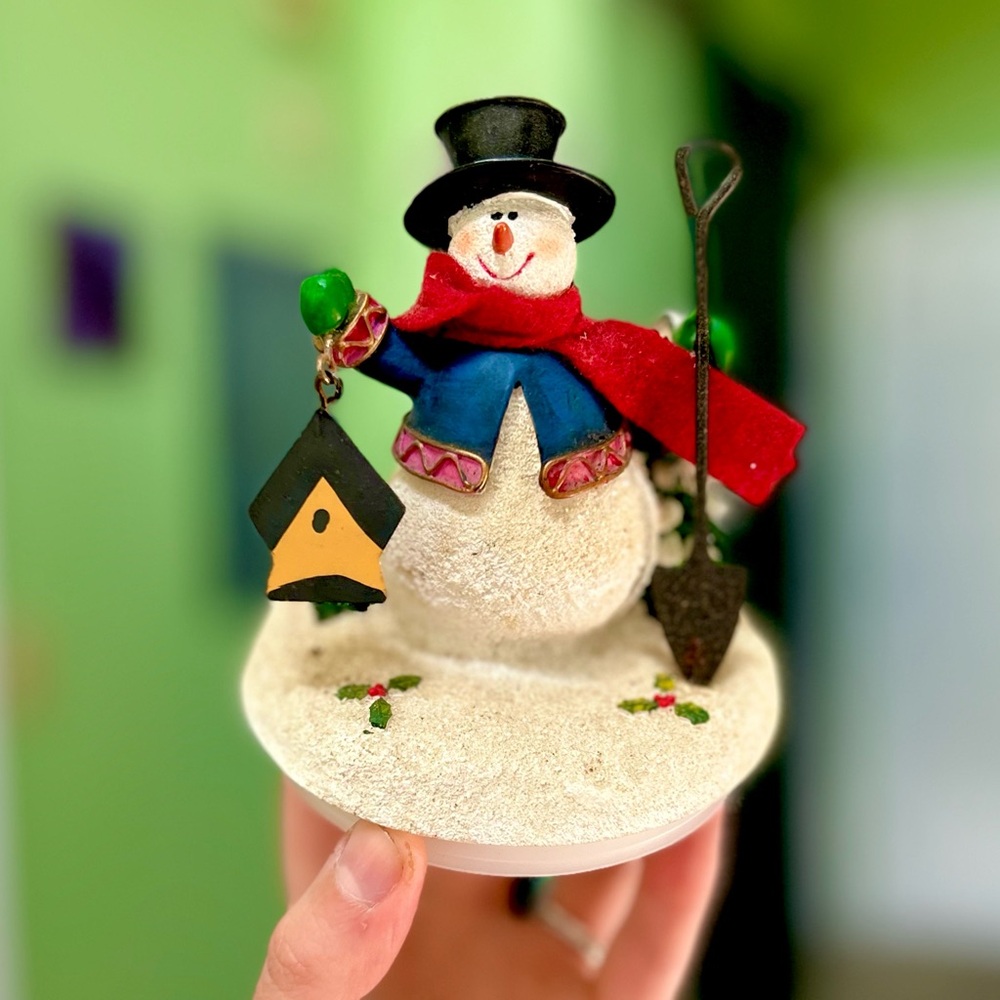 Vintage Winter Seasonal Christmas Festive Cute Home Decor Accent
